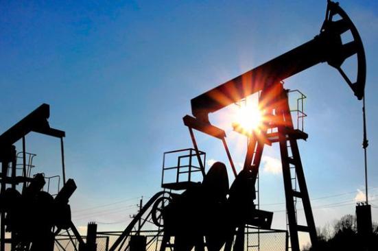 La OPEP+ reactivará su producción de petróleo ante presiones del presidente Trump
